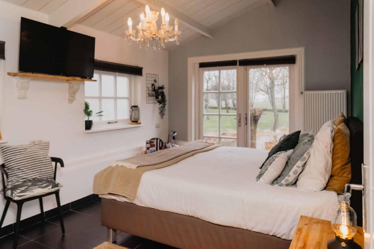 Herberg De Lingehoeve Oosterwijk ภายนอก รูปภาพ