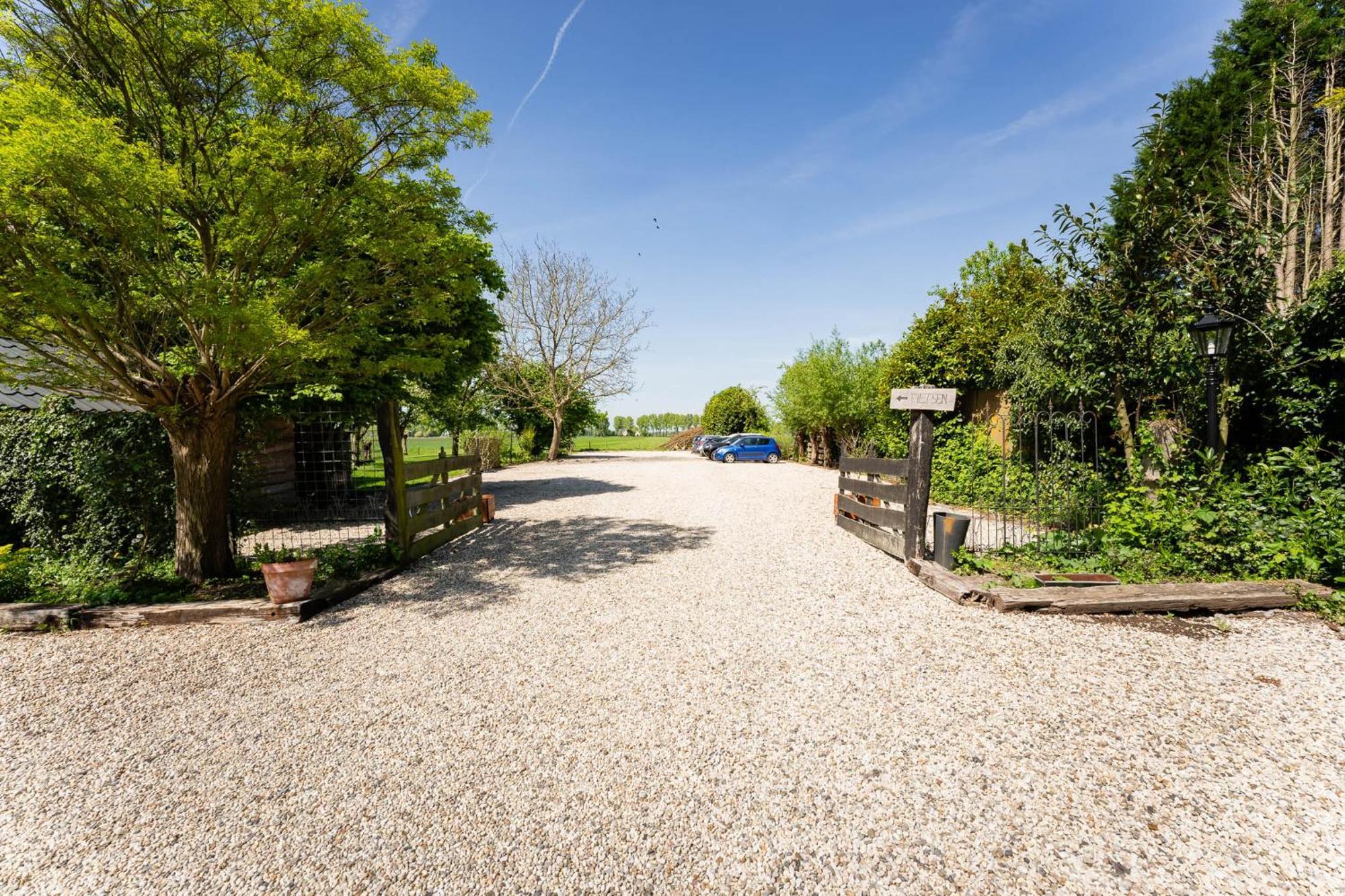 Herberg De Lingehoeve Oosterwijk ภายนอก รูปภาพ