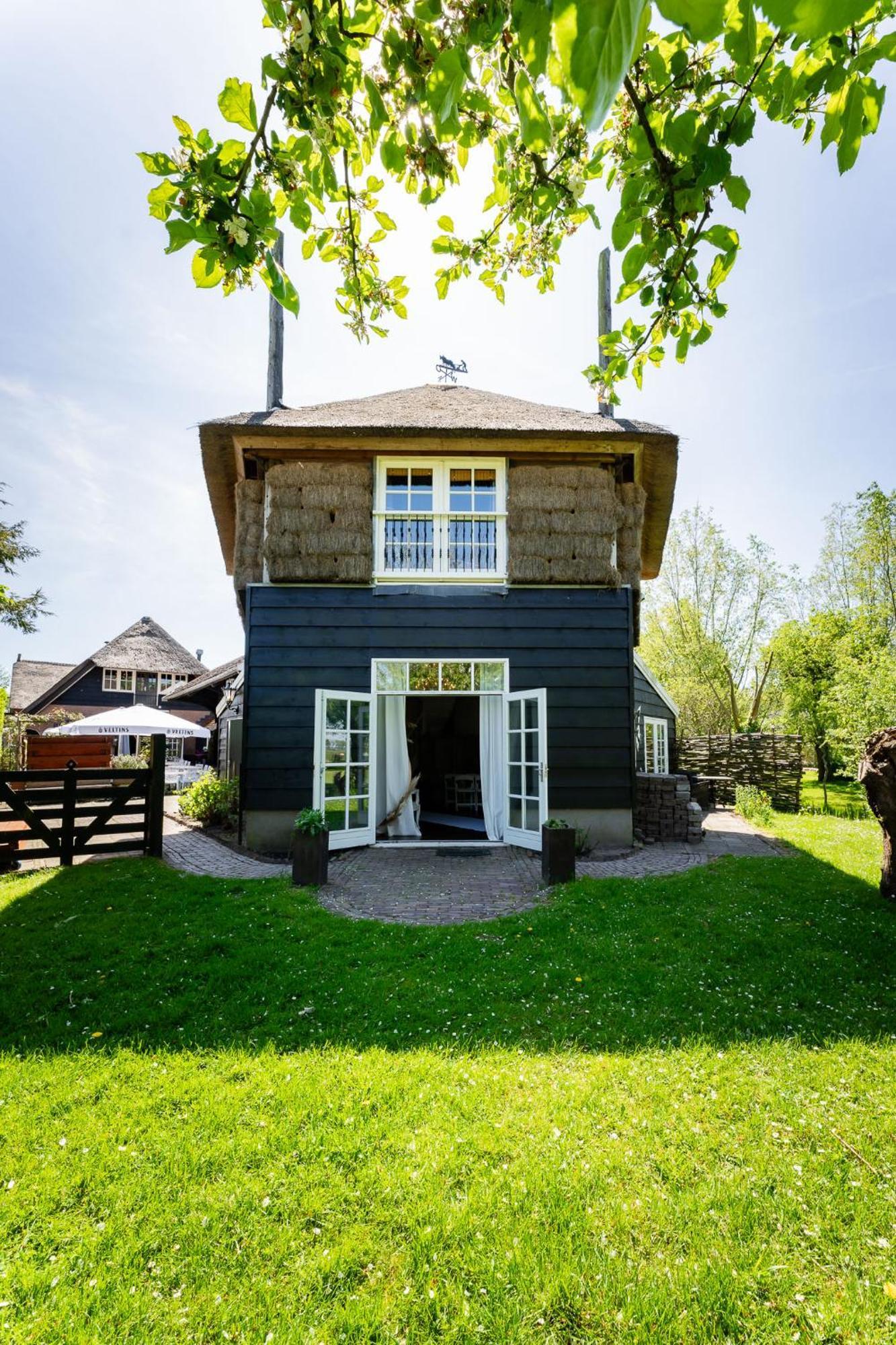 Herberg De Lingehoeve Oosterwijk ภายนอก รูปภาพ